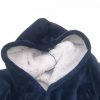 1 + 1 PROMO - Patura cu Maneci Stil Hanorac cu Gluga si Buzunar Huggle Hoodie Pentru el si ea - imagine 6